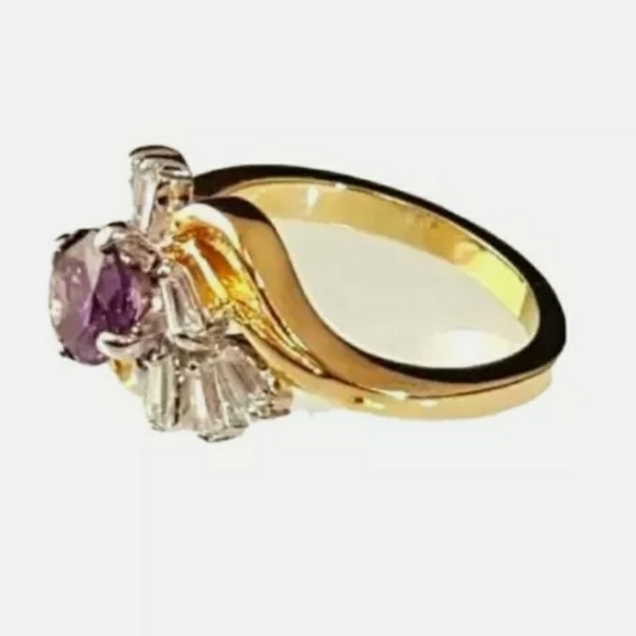 Gold Purple cocktail Ring Cubic Zirconia  Size  8 - Picture 5 of 6